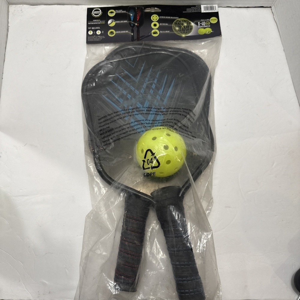 Franklin Sports 2 Player Pickleball Paddles + Ball Starter Set-New*‎ Only 1 Ball